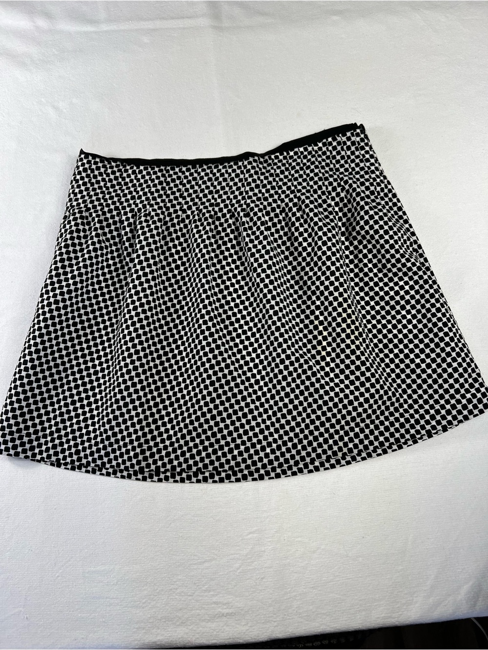 Kenneth Cole New York Black and White Geo Mini Skirt Preppy Academia School Girl